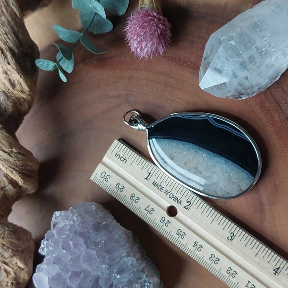 Agate Pendant, Crystal jewelry - Picture 5 of 8